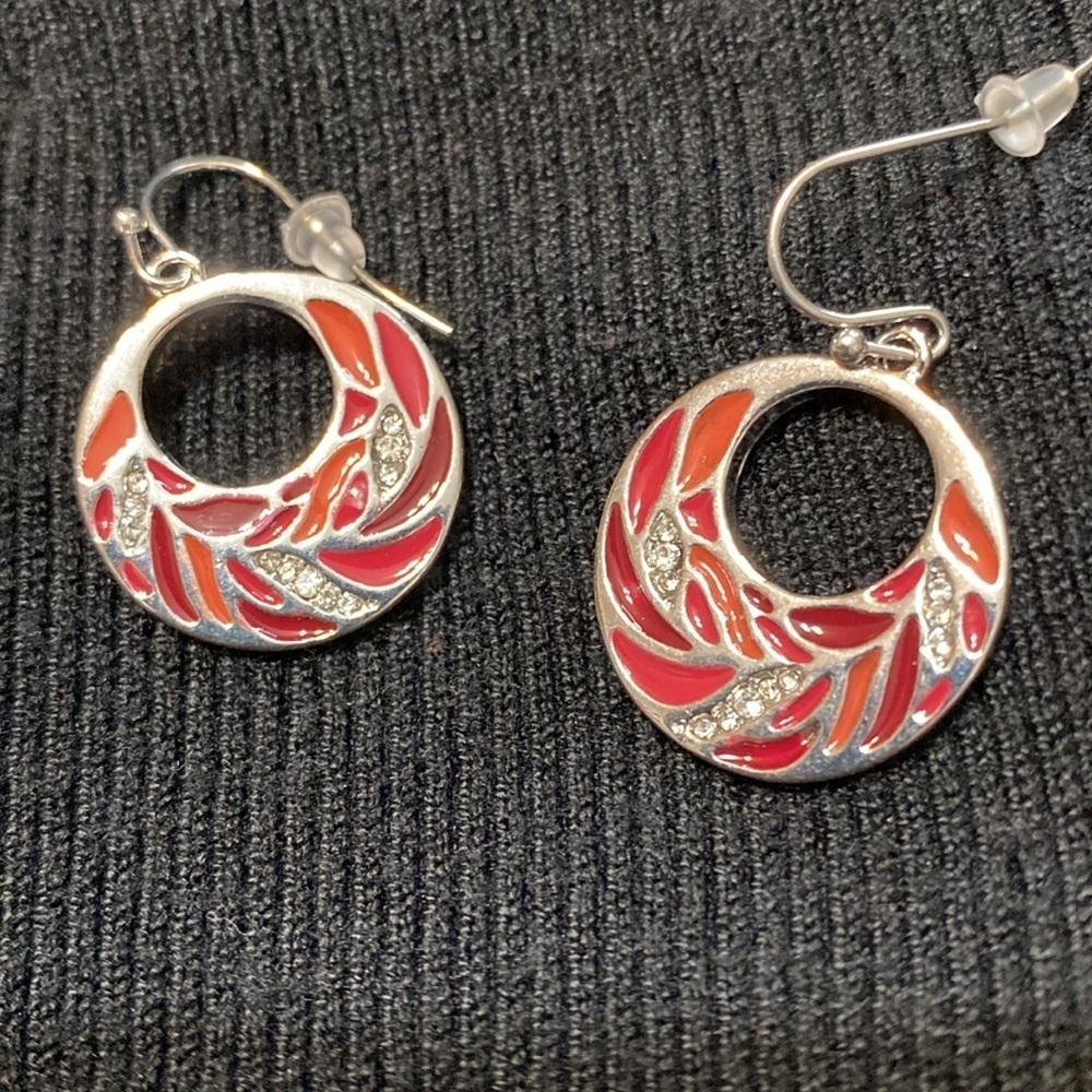 NWT C & B round dangle  fishhook, earrings, silver, orange red 3/4 inch